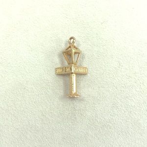 14k Yellow Gold Bourbon St. Sign Charm/Pendant